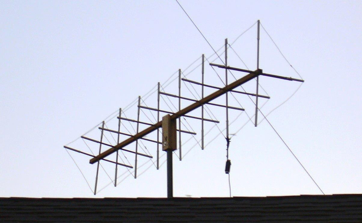 2 meter homebrew quad. Currently in use for local T.V. reception.
