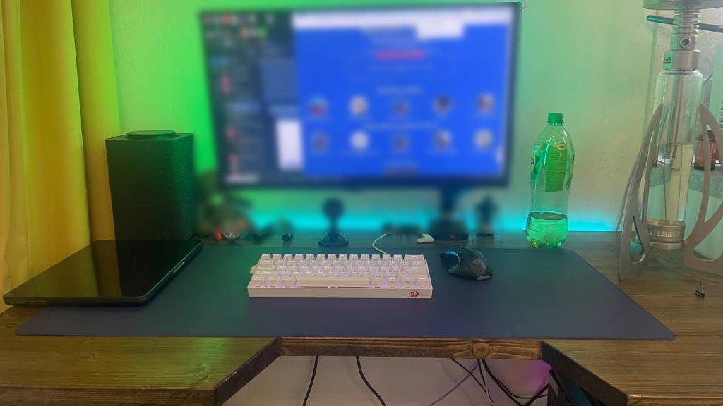 Roast My Desk