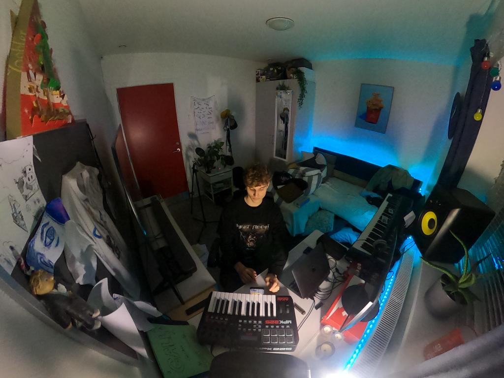Roast My Desk