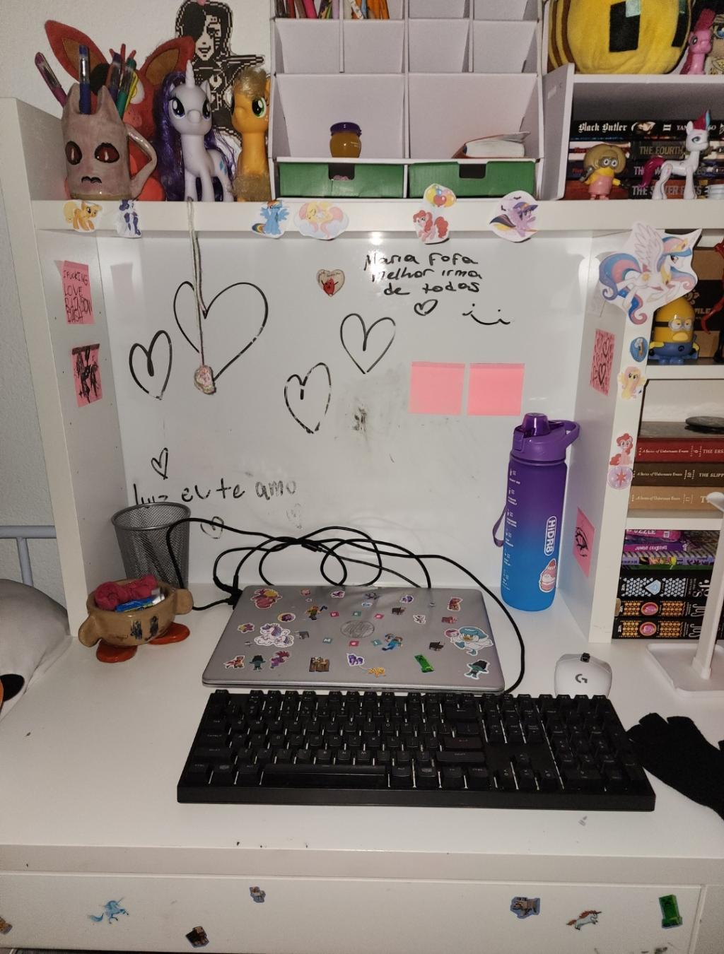 Roast My Desk