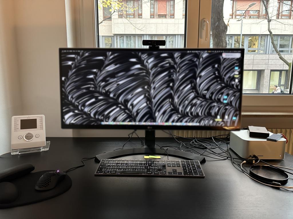 Roast My Desk
