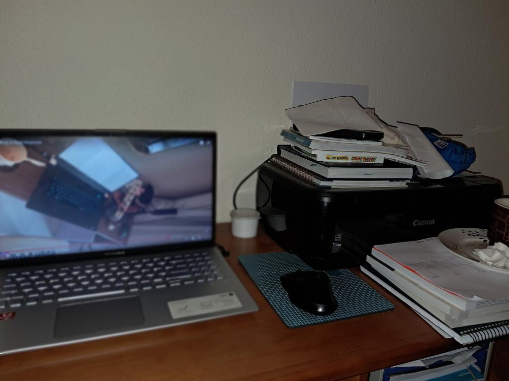 Roast My Desk