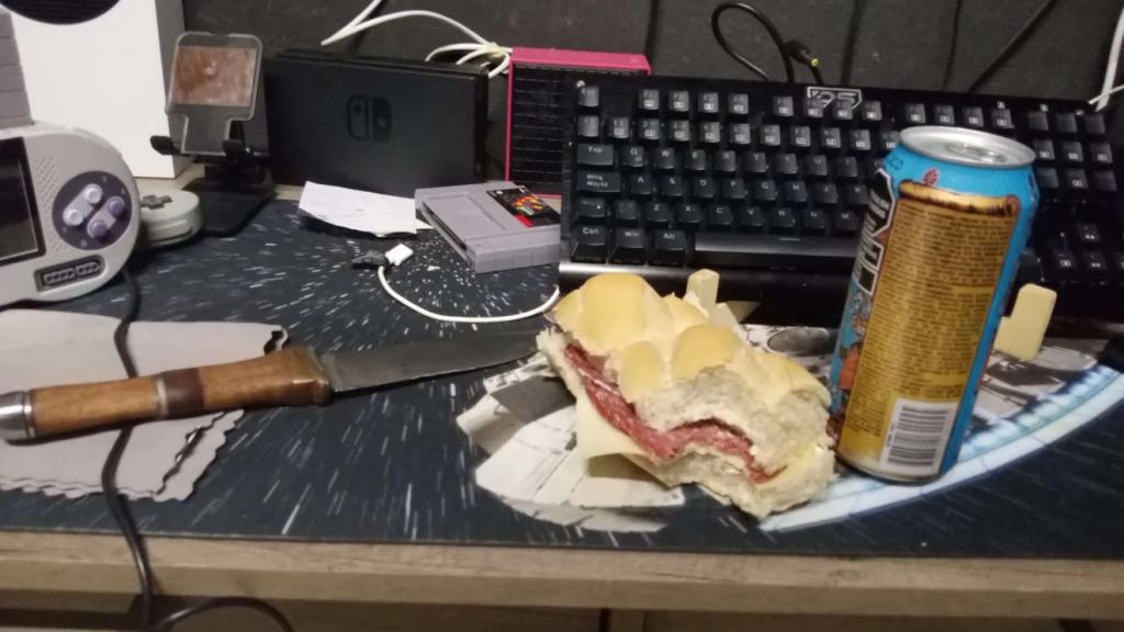 Roast My Desk