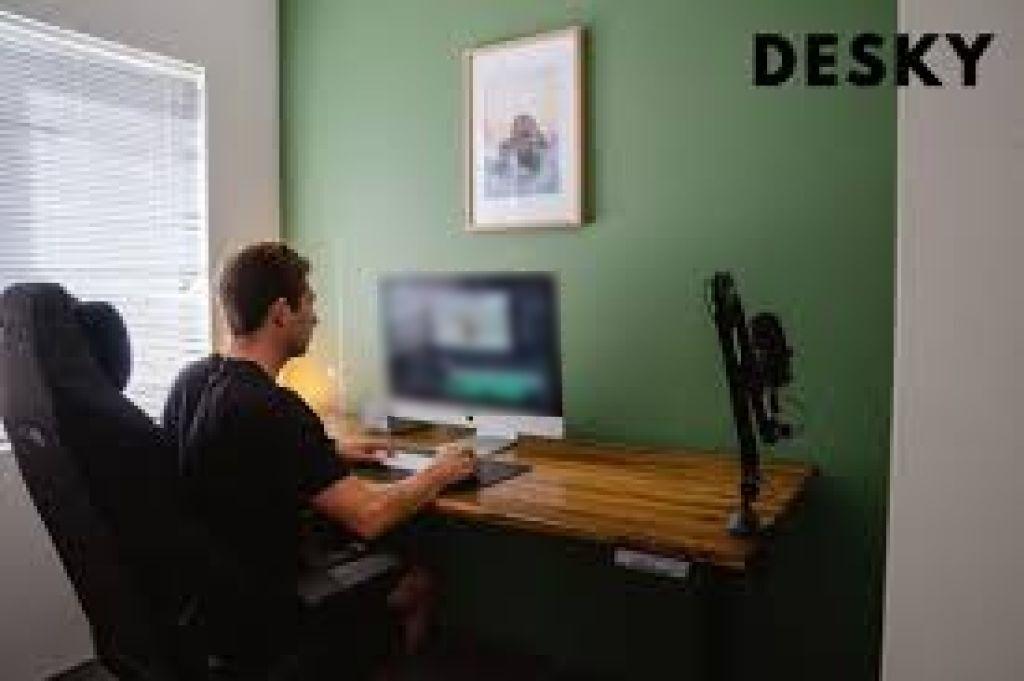 Roast My Desk