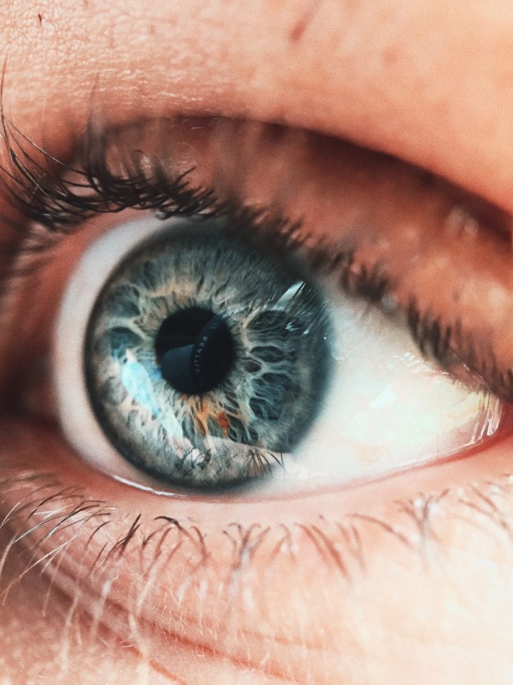 Josue Bars Eye2 Josue Bars Eye2
