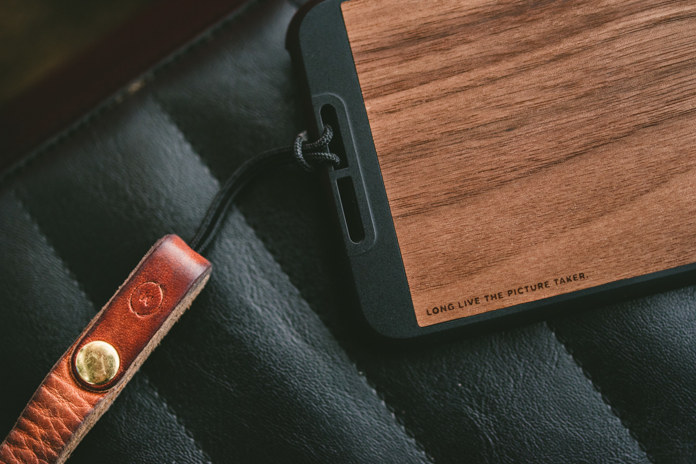 moment-photo-case-wrist-strap moment-photo-case-wrist-strap