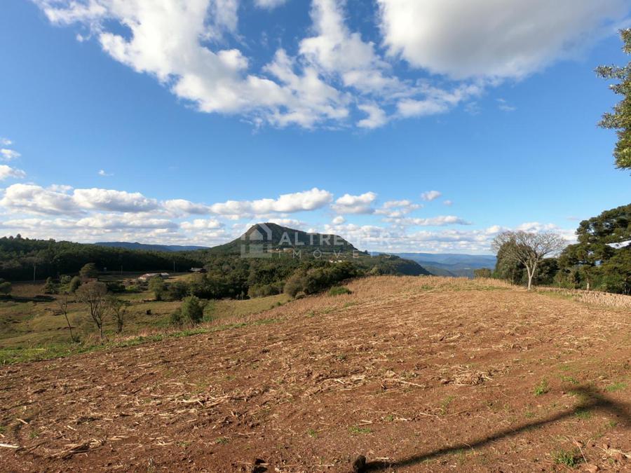 VISTA DEFRONTE AO IMÓVEL