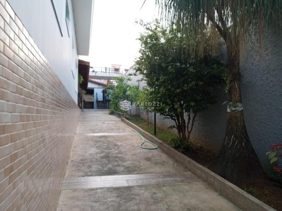 JARDIM/ GARAGEM