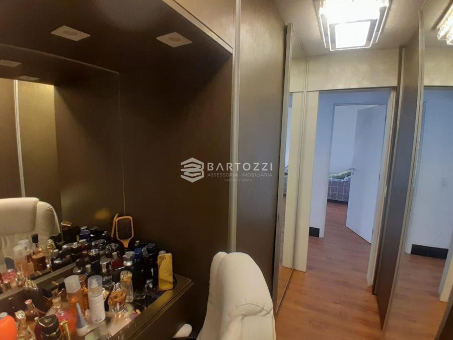 SUITE MASTER CLOSET