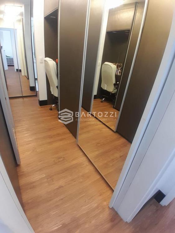 SUITE MASTER CLOSET
