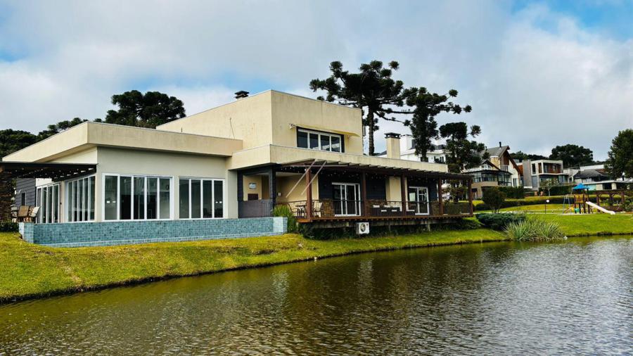 INFRA ESTRUTURA COM PISCINA BORDA INFINITA E ACADEMIA 