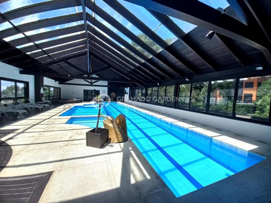 PISCINA AQ