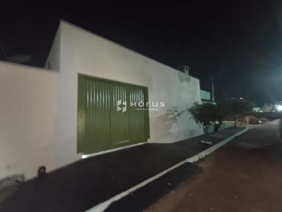 LATERAL GARAGEM FECHADA