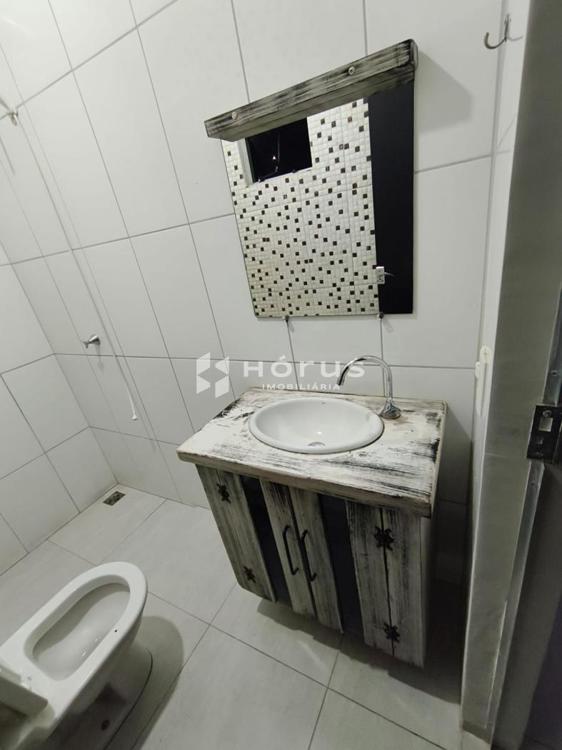 BANHEIRO EXTERNO