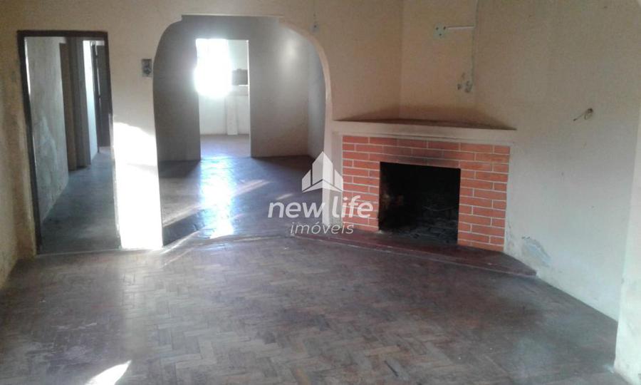 SALA COM LAREIRA