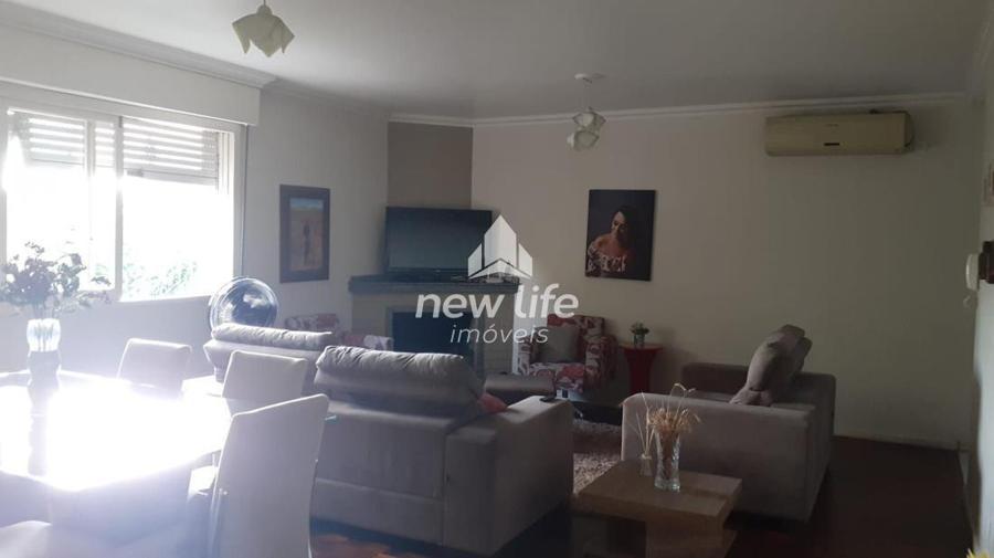 SALA DE ESTAR COM LAREIRA