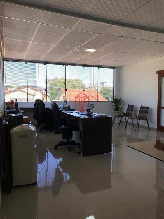 SALA COMERCIAL