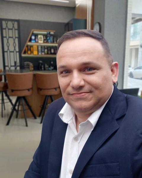 Michael R. Azevedo