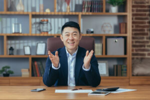Association CEO giving industry update.