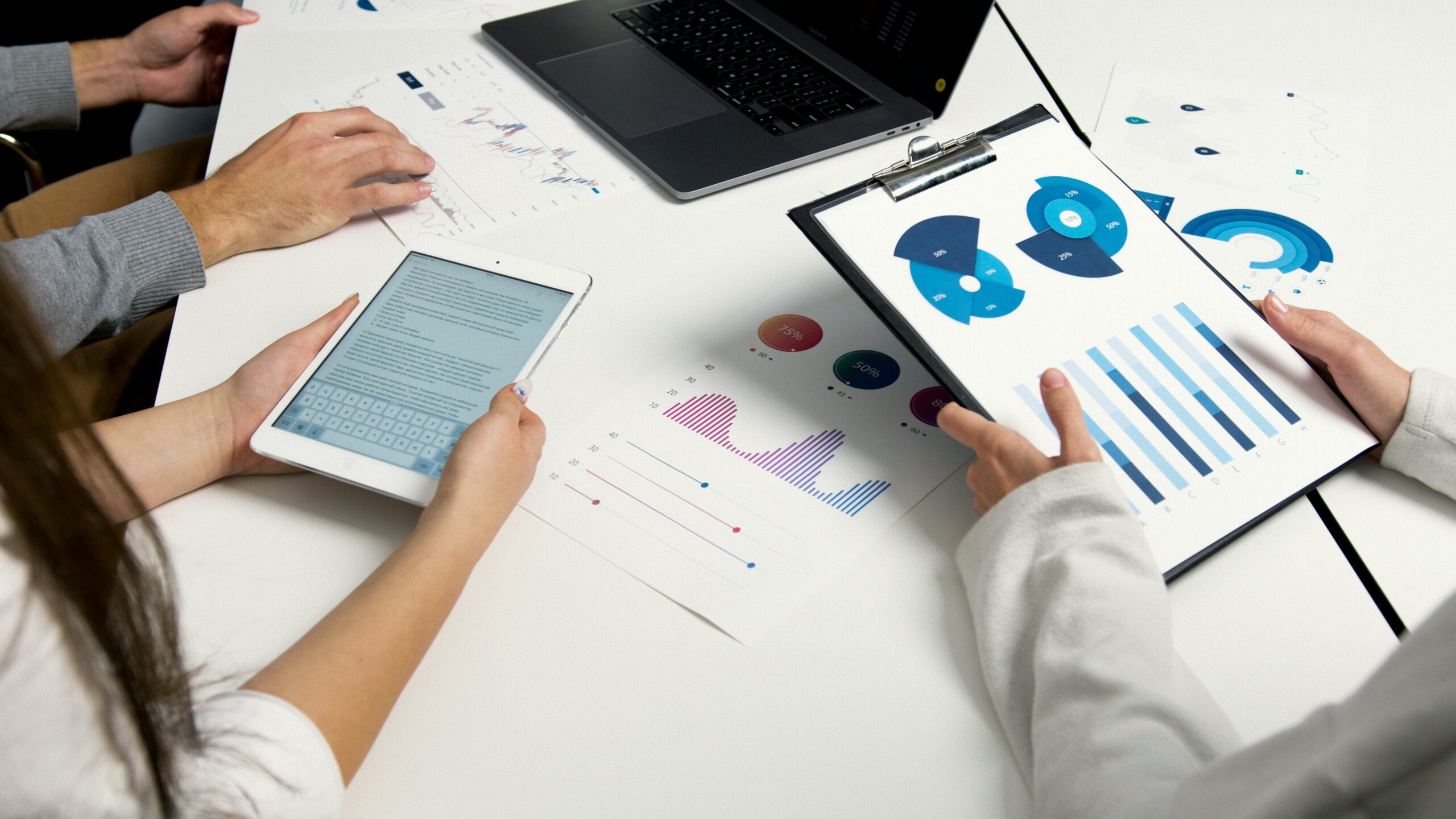 The marketing team is planning for evergreen content that is SEO-optimized to drive traffic and visibility online