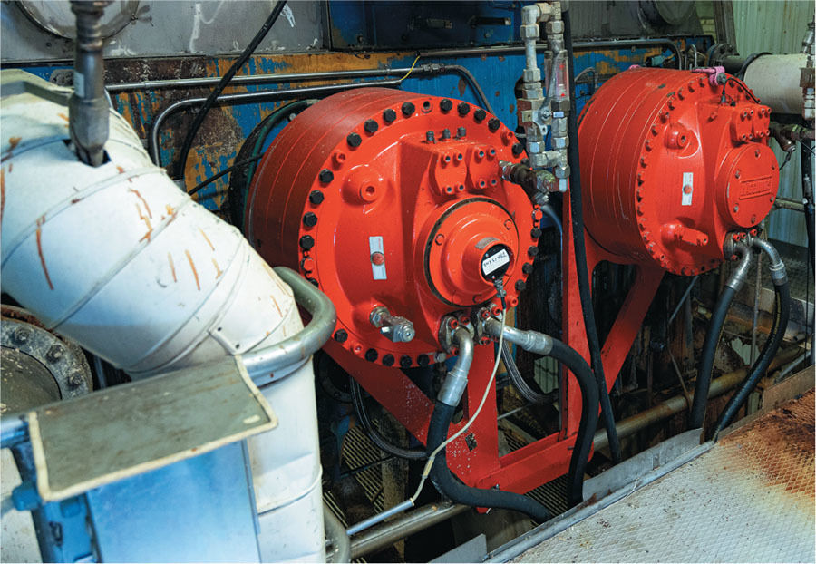 hydraulic drives in place at metsa