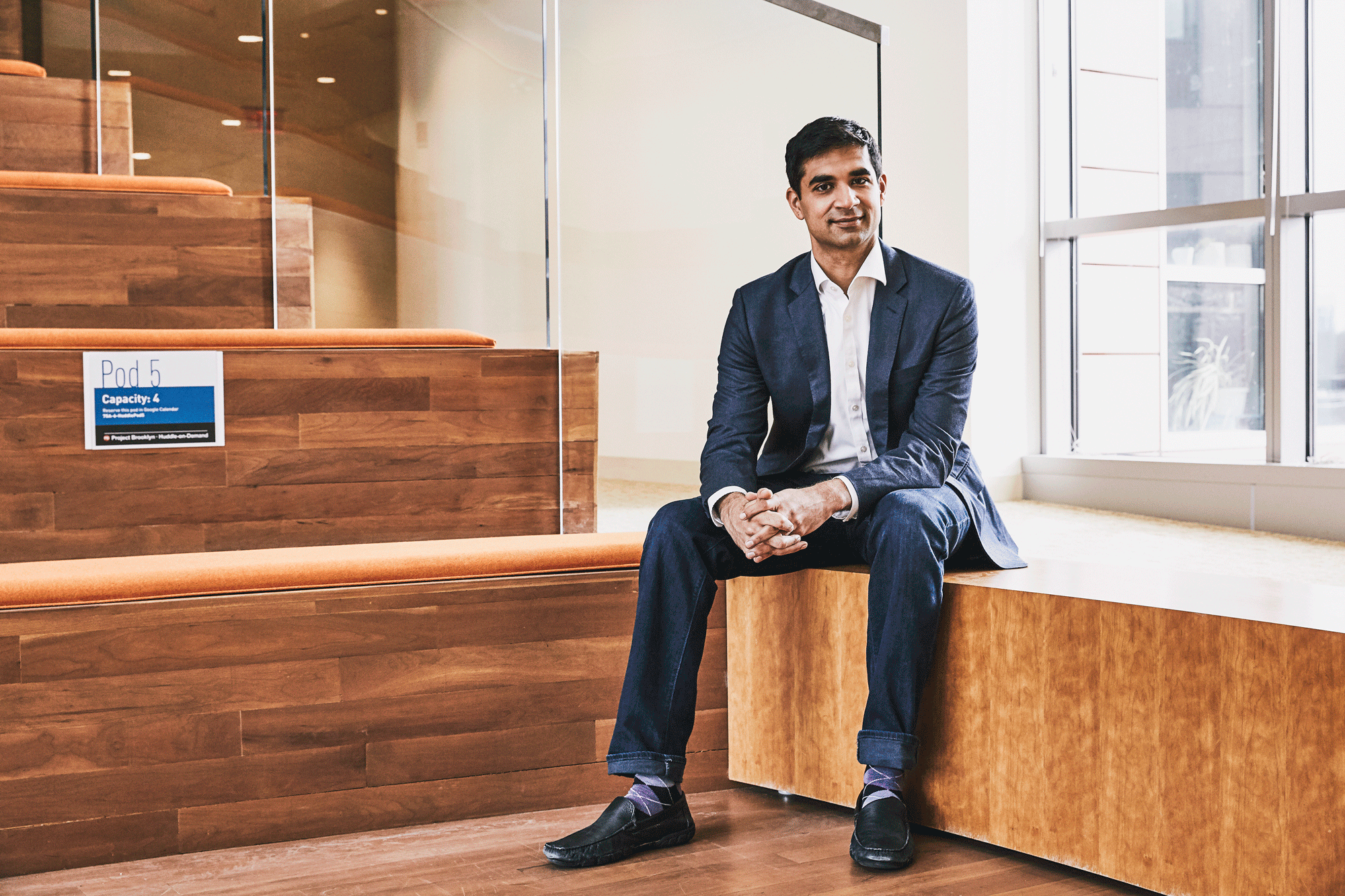 El cardiólogo Amit Khera es parte de un equipo del Broad Institute que predice la enfermedad a partir del ADN.