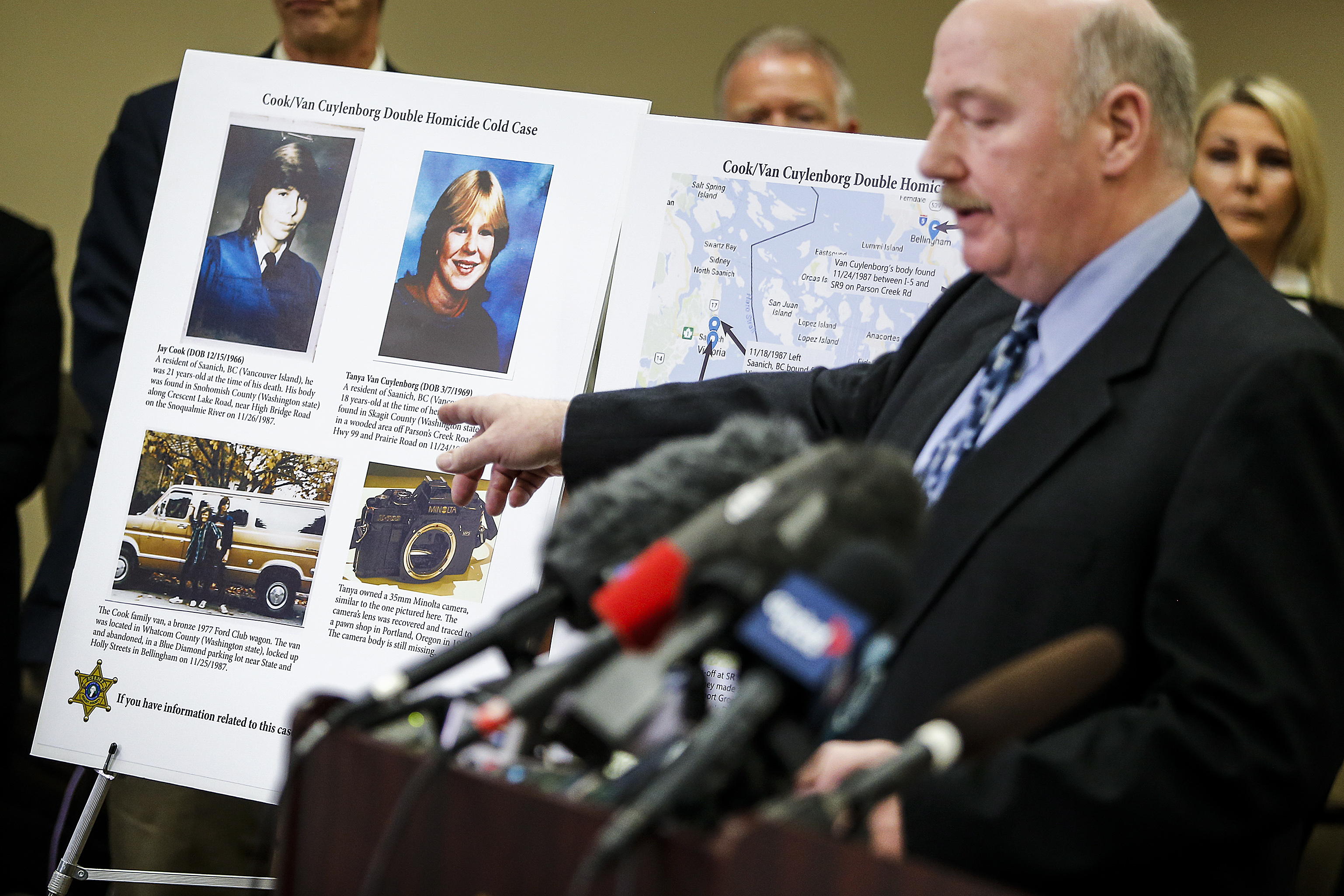 Jay Cook y Tanya Van Cuylenborg fueron asesinados en 1987. Durante una conferencia de prensa en mayo, los investigadores en el estado de Washington dijeron que la genealogía genética había señalado a un sospechoso en el caso frío.