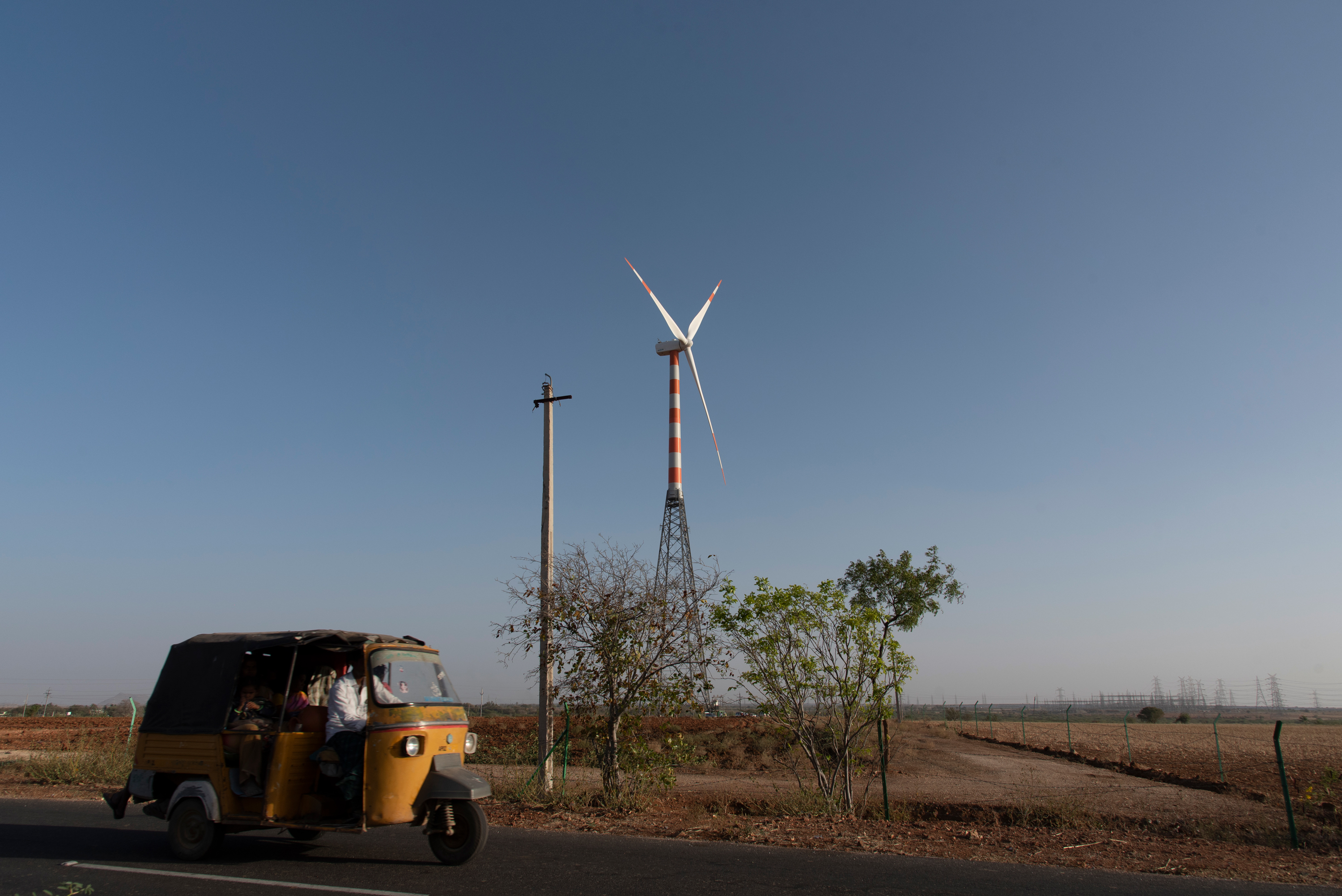 Una turbina de Suzlon Energy que opera en el proyecto eólico Veerabhadra de ReNew Power en Andhra Pradesh.