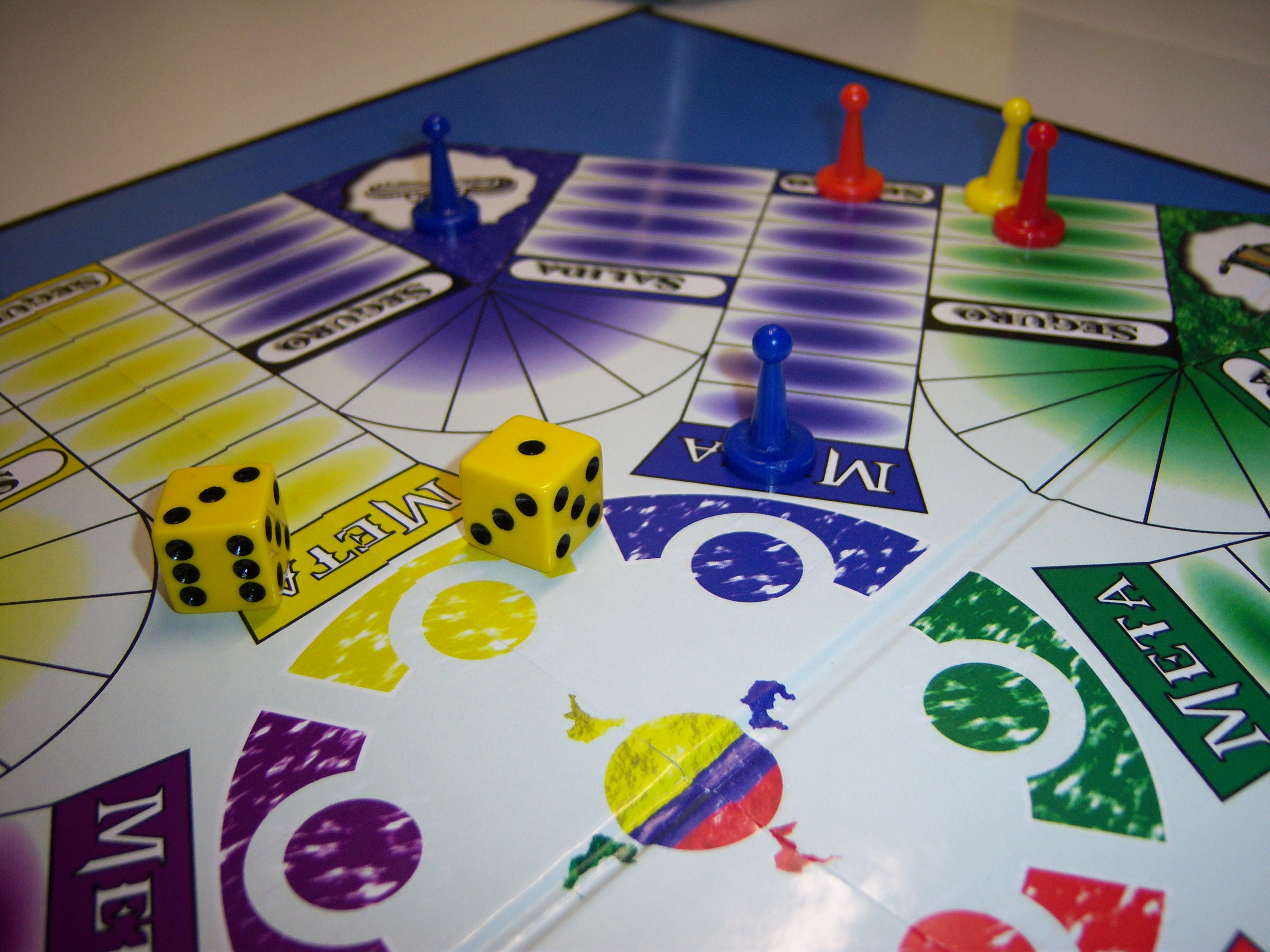 Parques/Parcheesi Board for 4 and 6 Players.