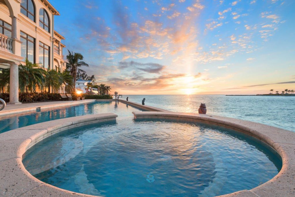 Lido Shores