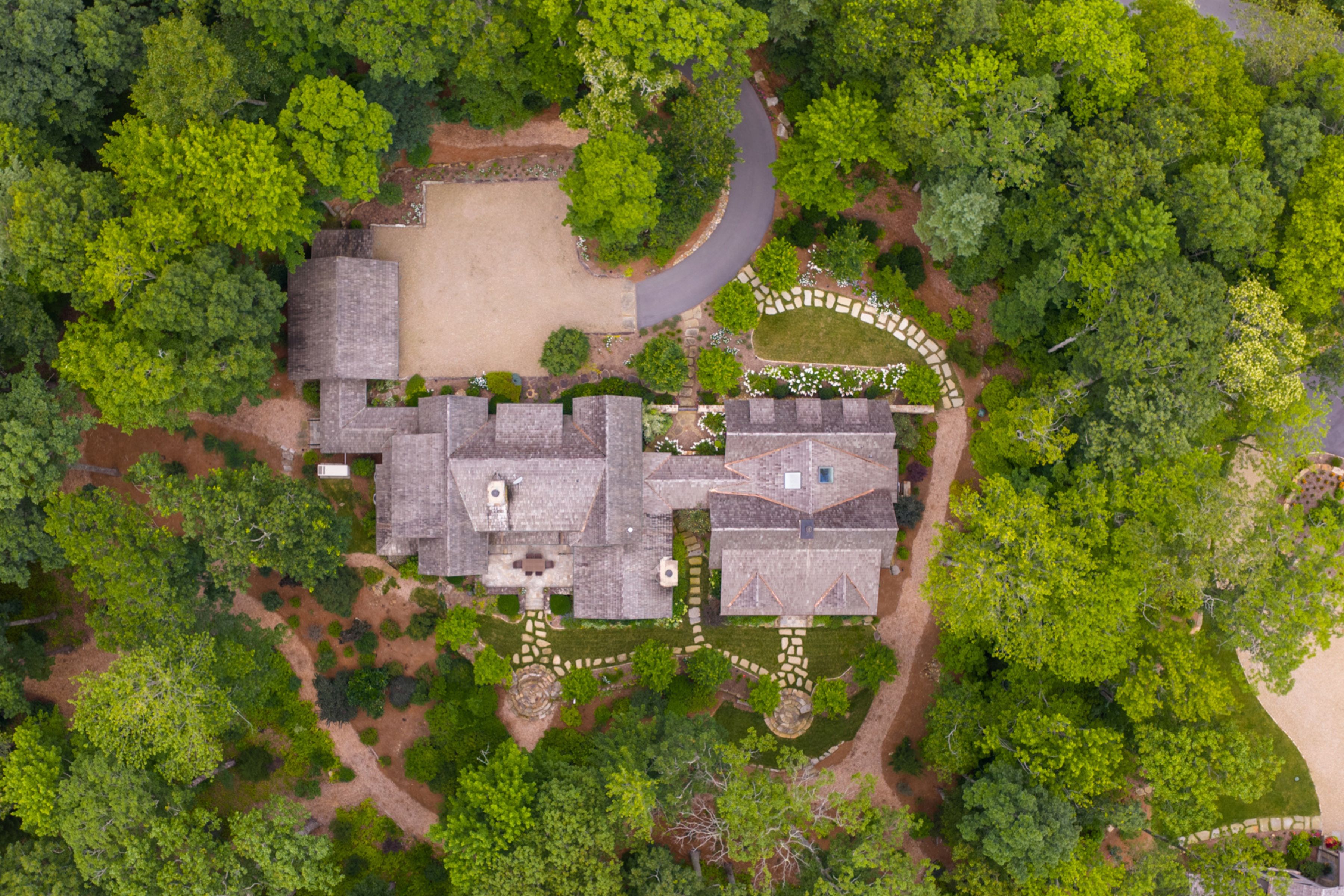 Aerial bird's eye view