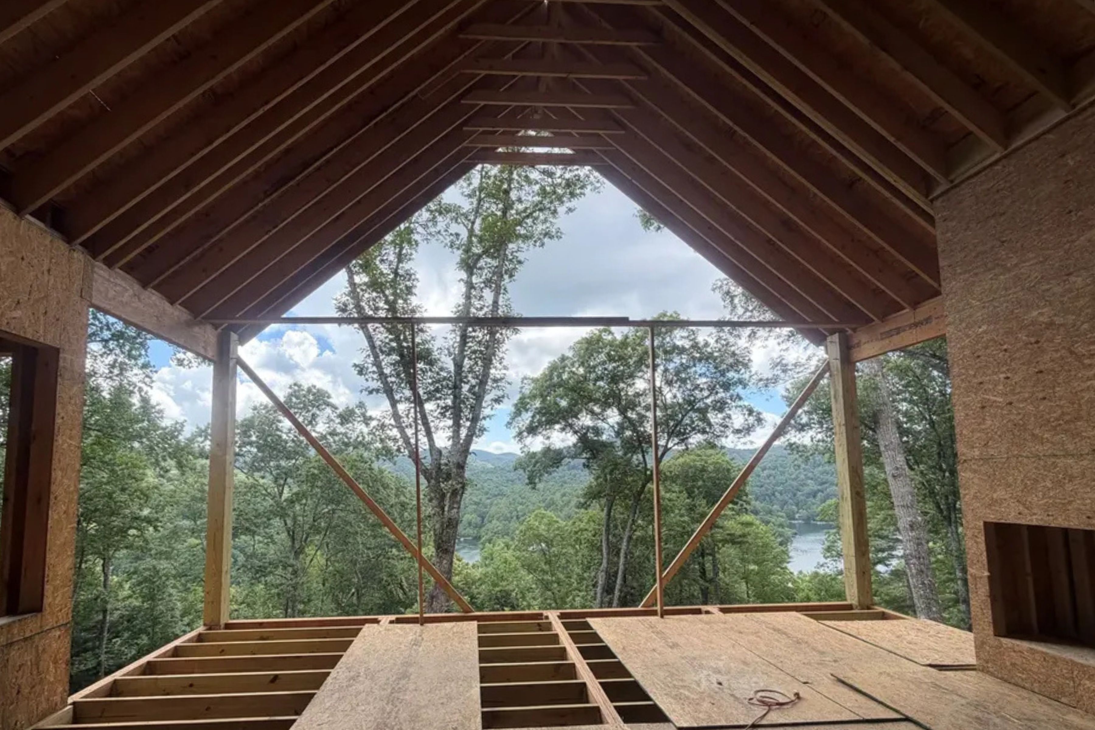 Vaulted great room of 266 S Ridgeline Road under construction