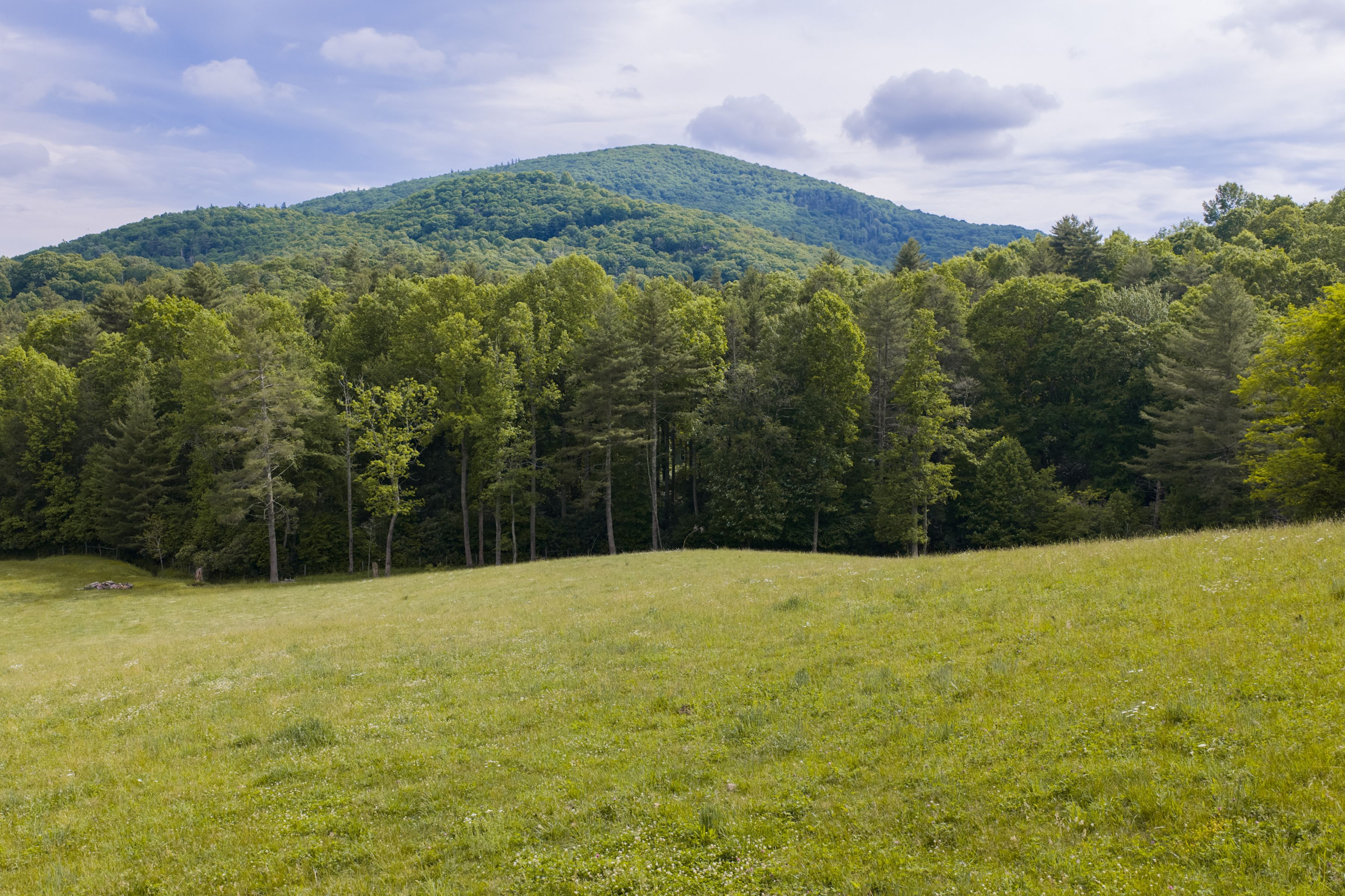 45 Keyhole Lane acreage