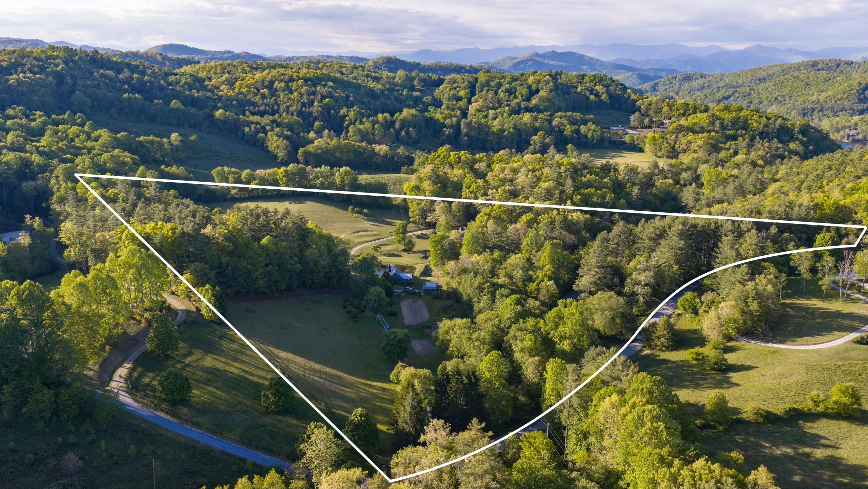 567 Lloyd Hooper Road property lines aerial