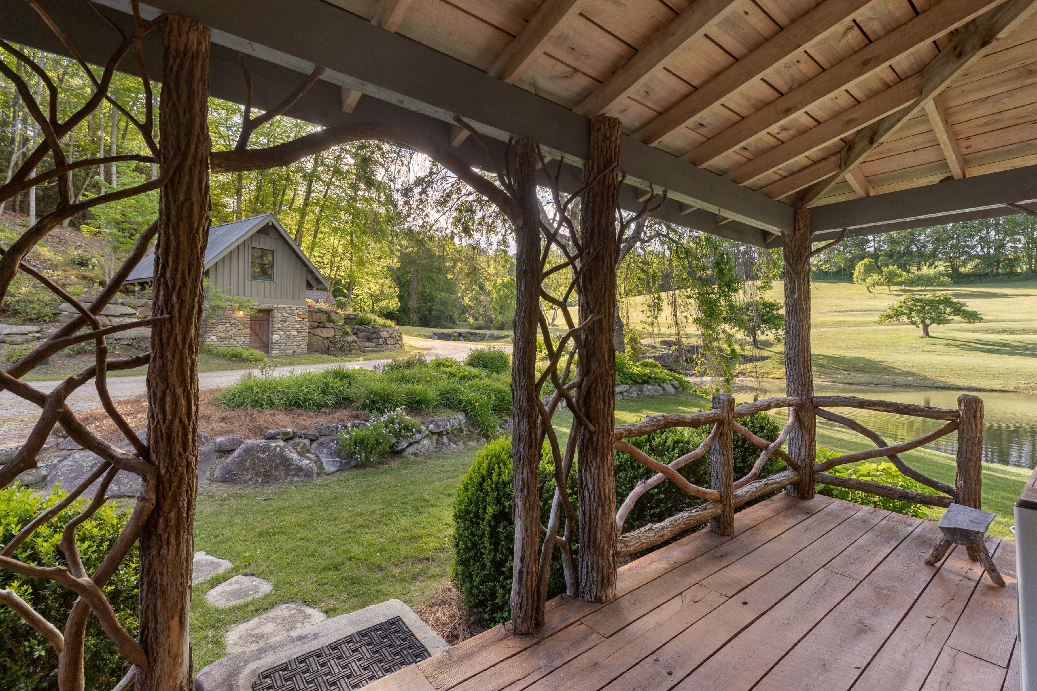 567 Lloyd Hooper Road cottage porch