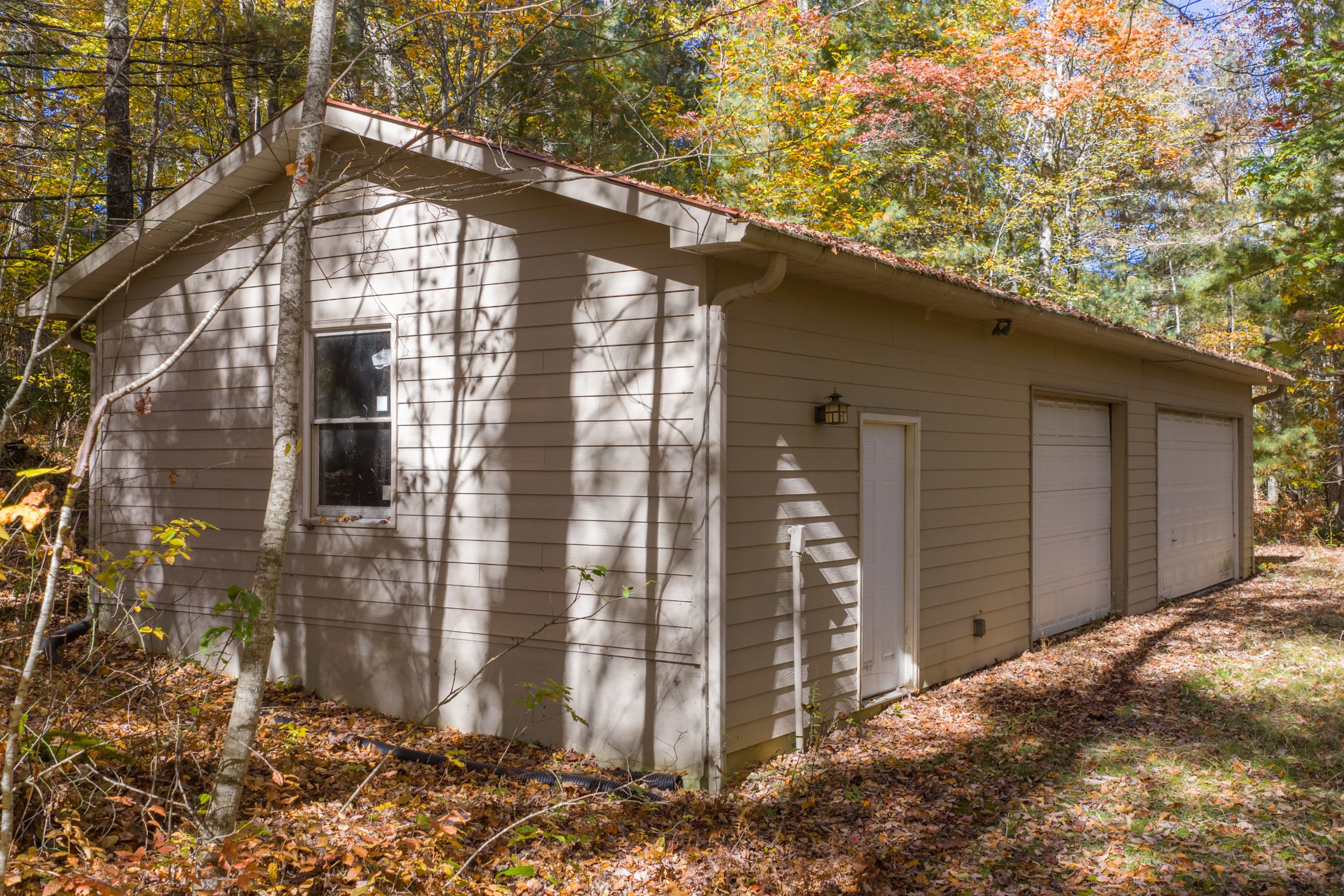 907 Yellow Mountain Road, Cashiers, NC