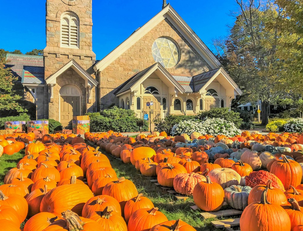 Patrick Murray - Fall Pumpkins - Peace Dale Congregational Church