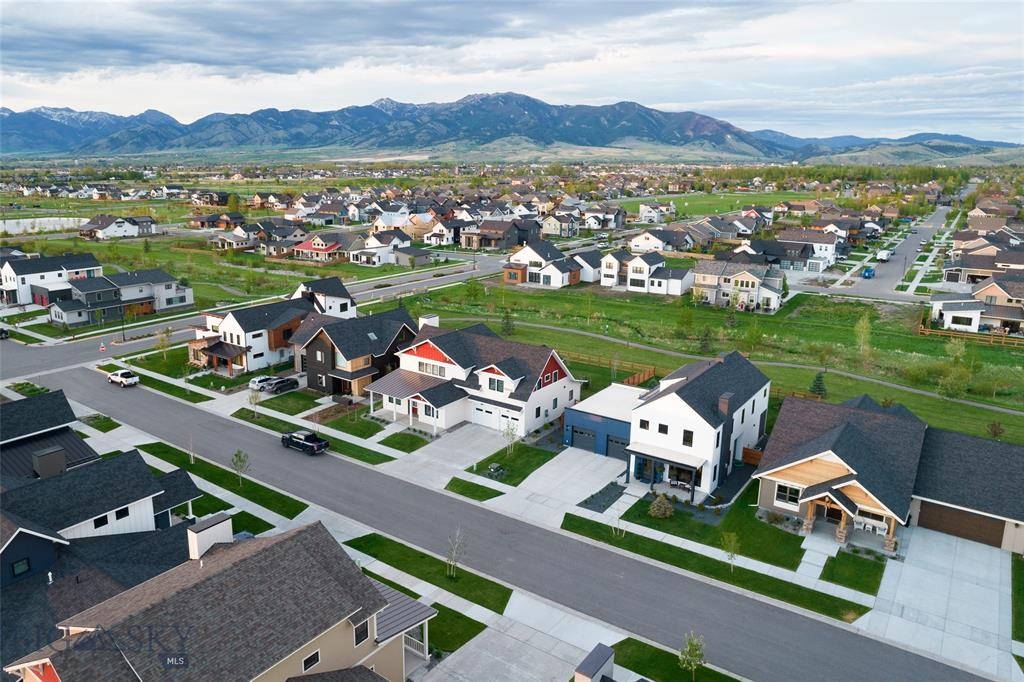 REAL ESTATE ROUNDUP: COLLEGE TOWNS