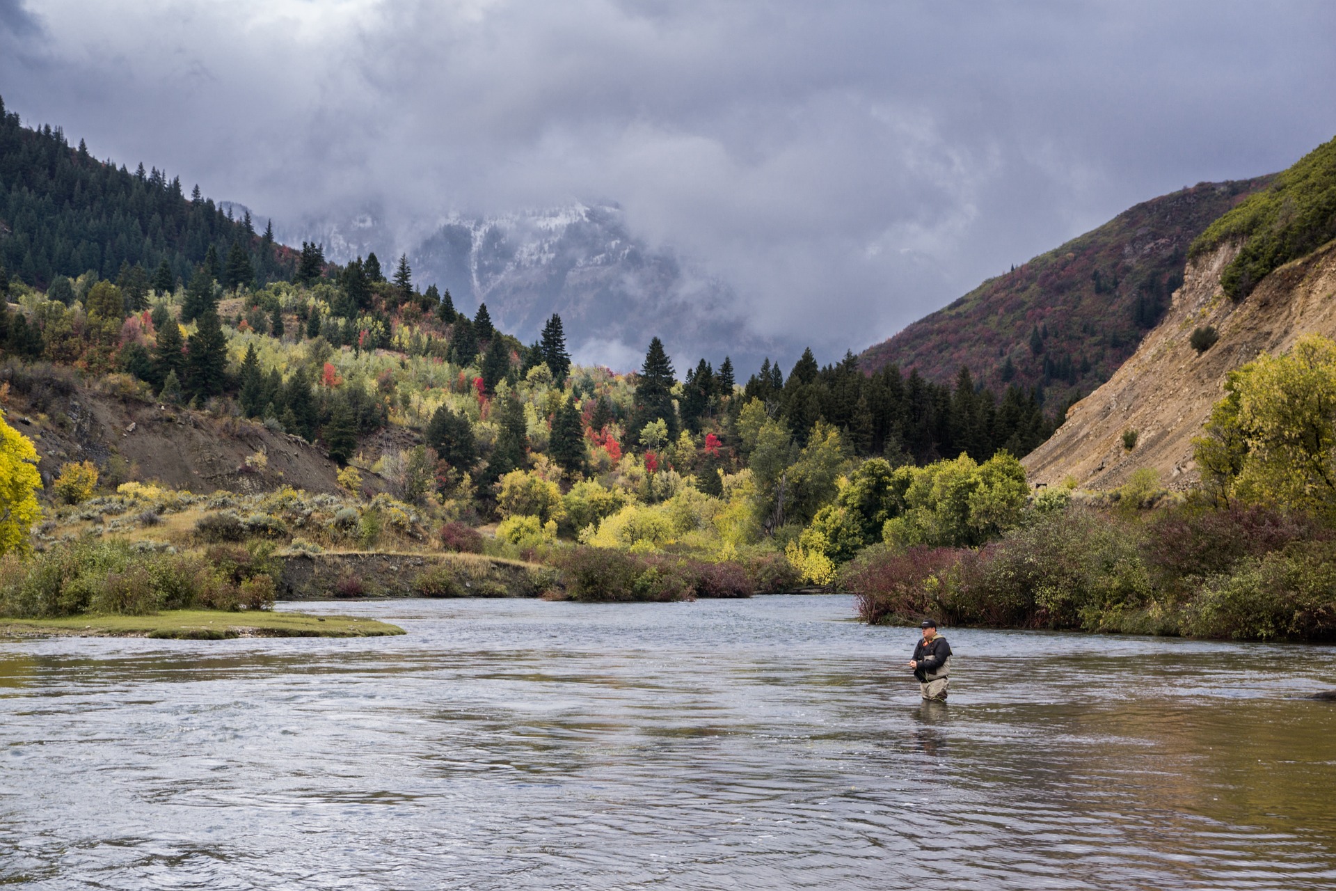 FALL FISHING IN MONTANA