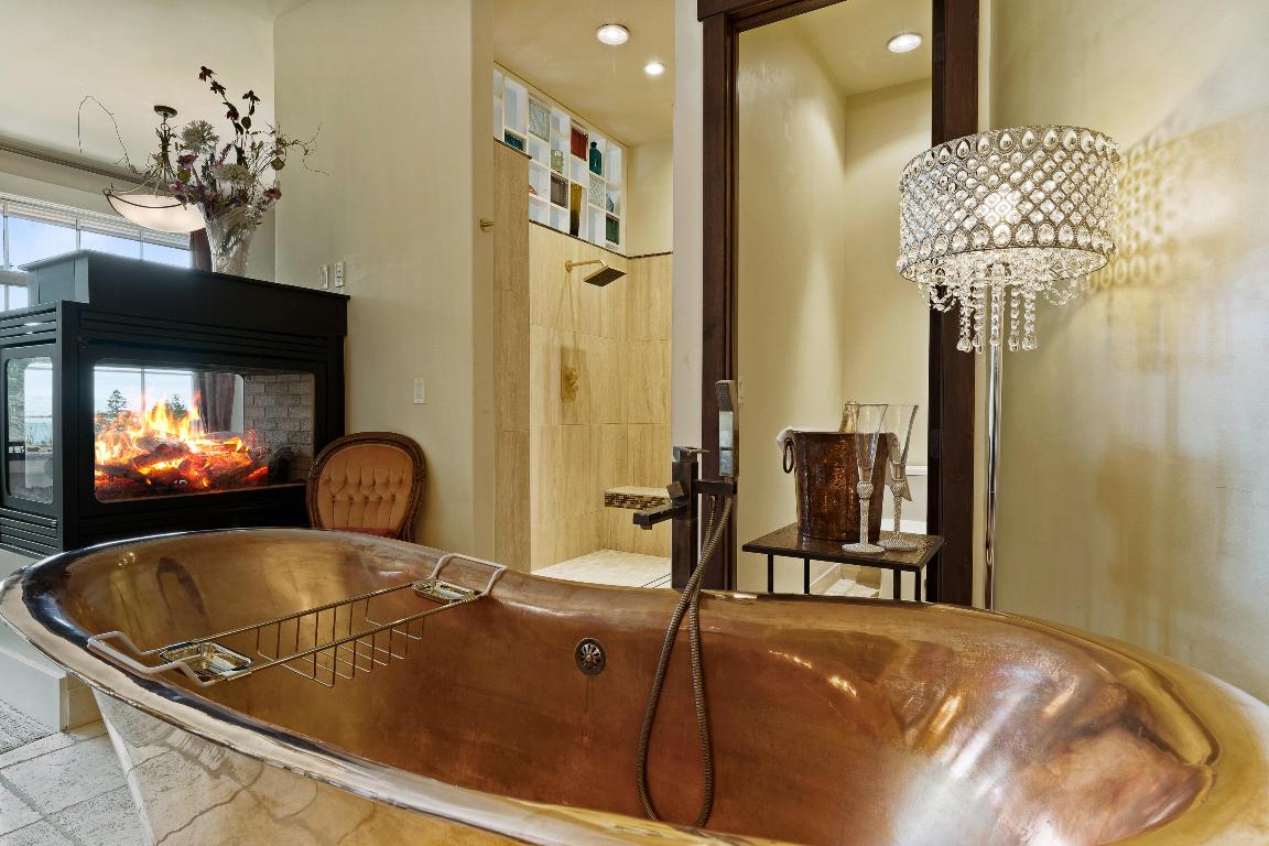 MONTANA REAL ESTATE ROUNDUP: SPA-INSPIRED BATHROOMS