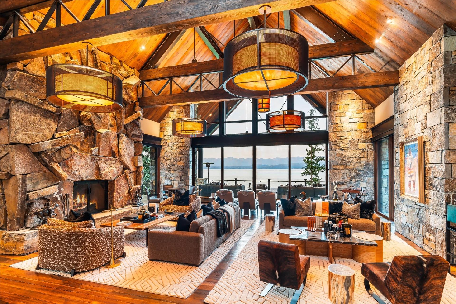 REAL ESTATE ROUNDUP: UNIQUE AND BEAUTIFUL CEILINGS