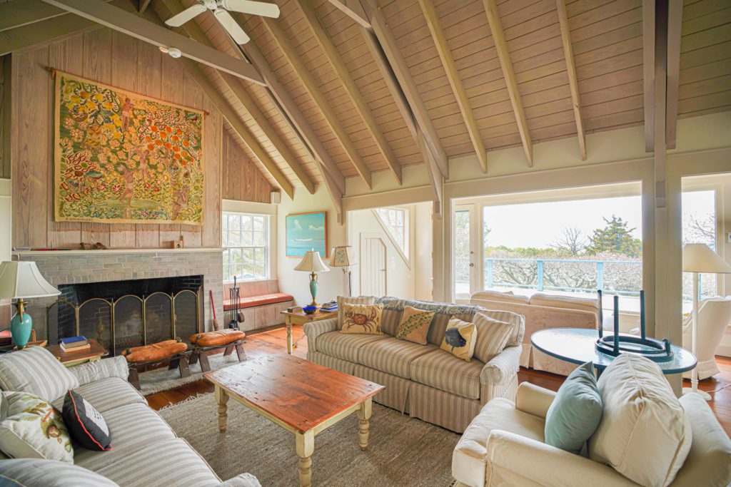 marthas vineyard home