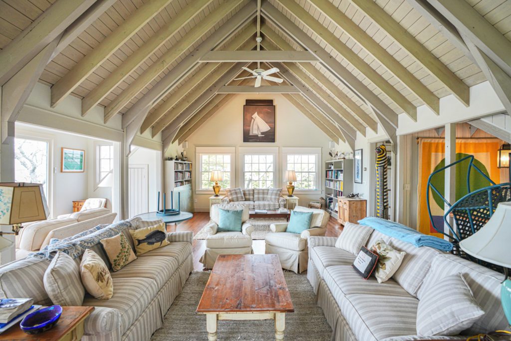 marthas vineyard home