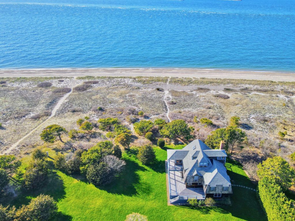 marthas vineyard home