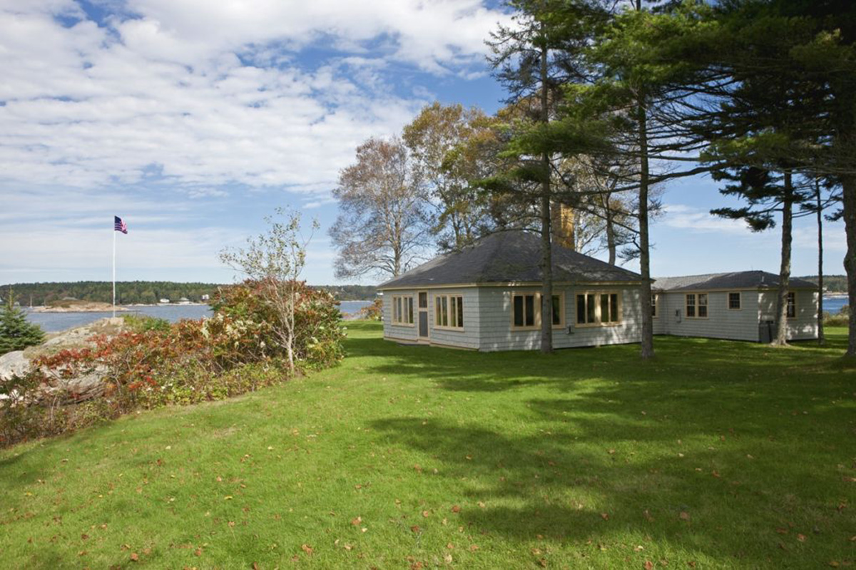 Charming guest cottages