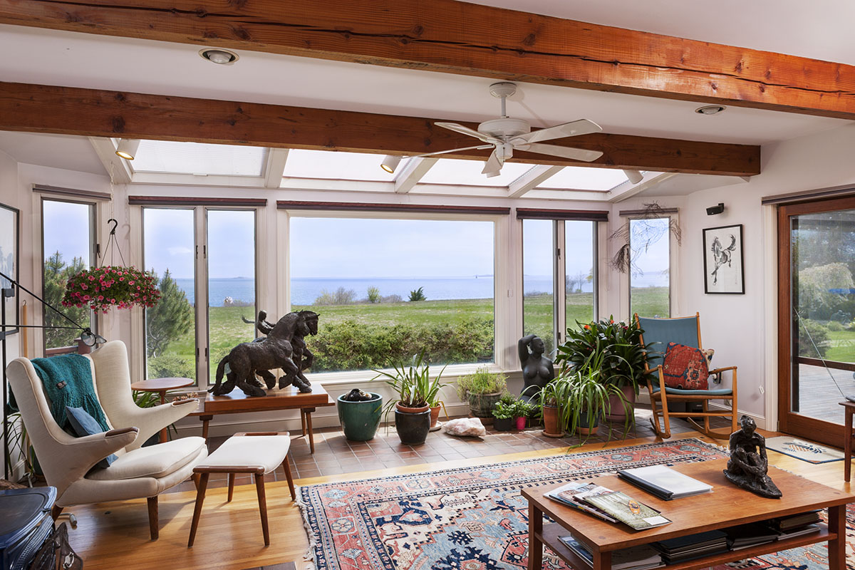 Haven Way - ocean facing family room