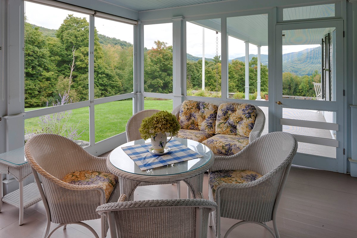 Rogers Farm, Rupert, VT: Screened porch 1