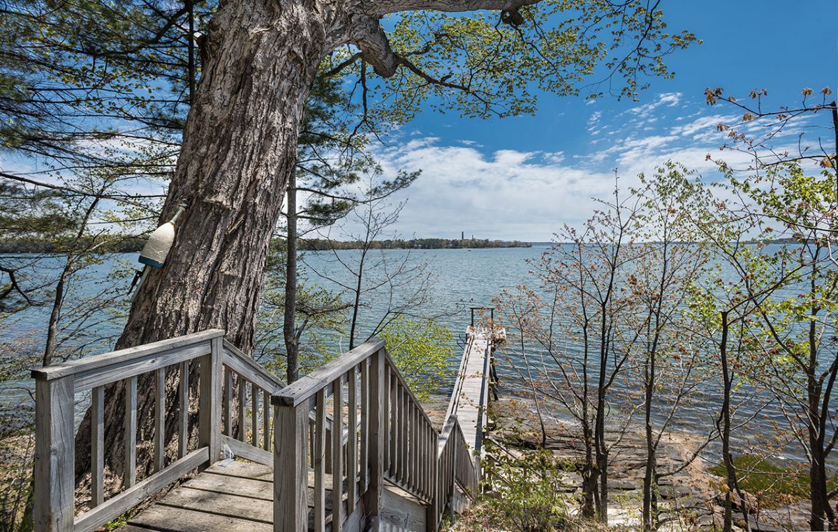 15 Ledge Road, Cumberland Foreside, ME Private docks