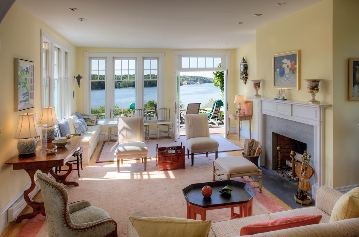 Country Homes for Valentine's Day