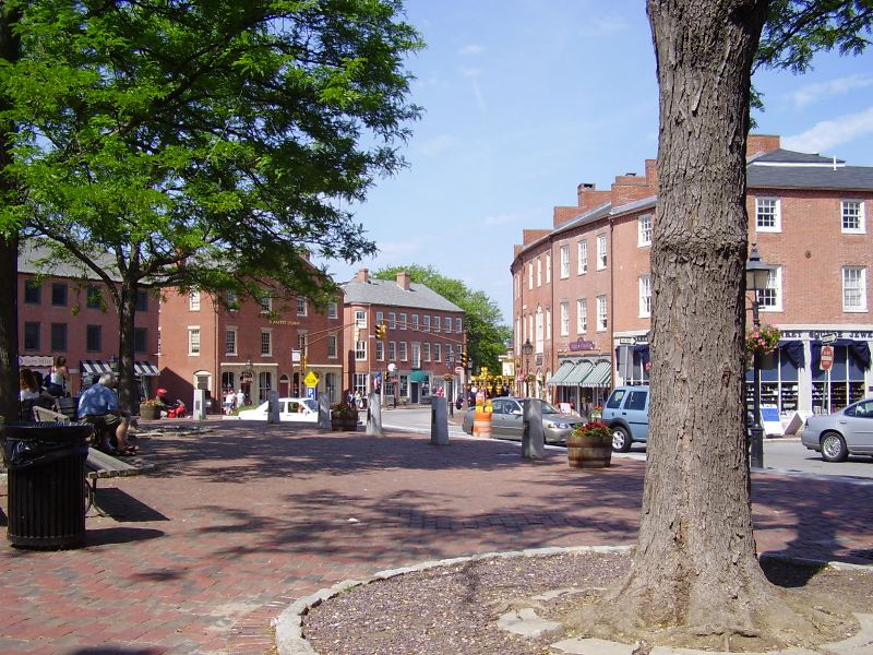 https://s3.amazonaws.com/files.usmre.com/11380/blog/misc/File:Newburyport_downtown.jpg OLYMPUS DIGITAL CAMERA